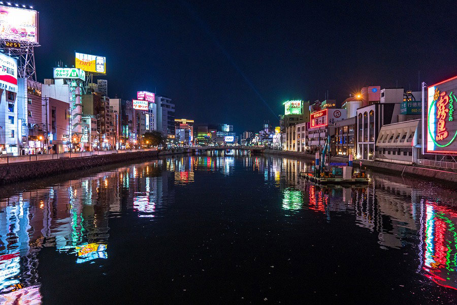 福岡の夜遊びにギャラ飲みはぴったり