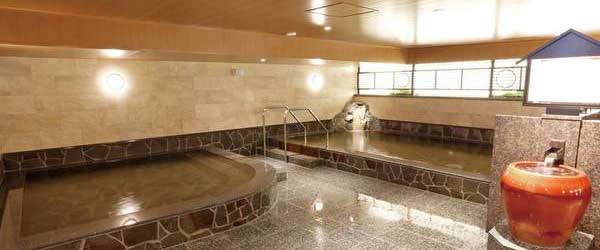 八百治博多ホテルの浴場